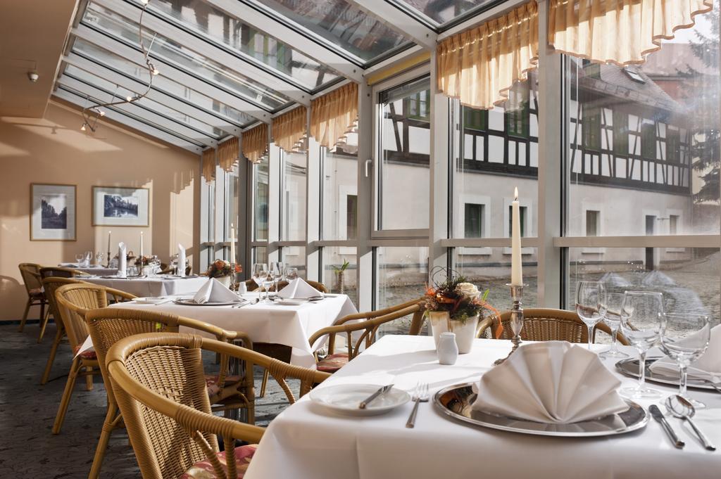 Hotel Schloss Schweinsburg Neukirchen-Pleiße Facilidades foto