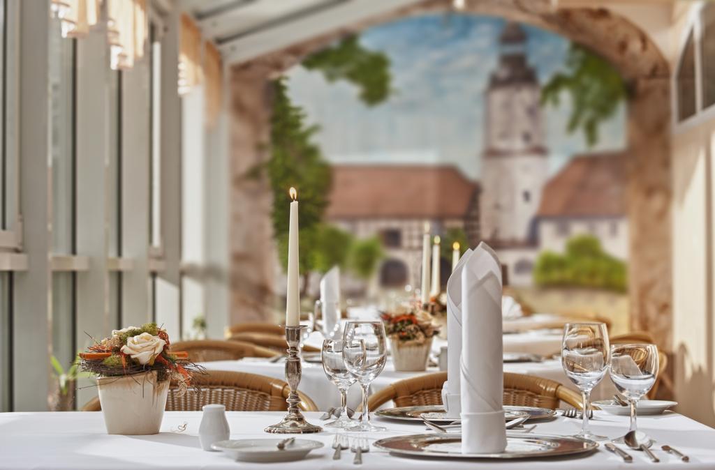 Hotel Schloss Schweinsburg Neukirchen-Pleiße Facilidades foto